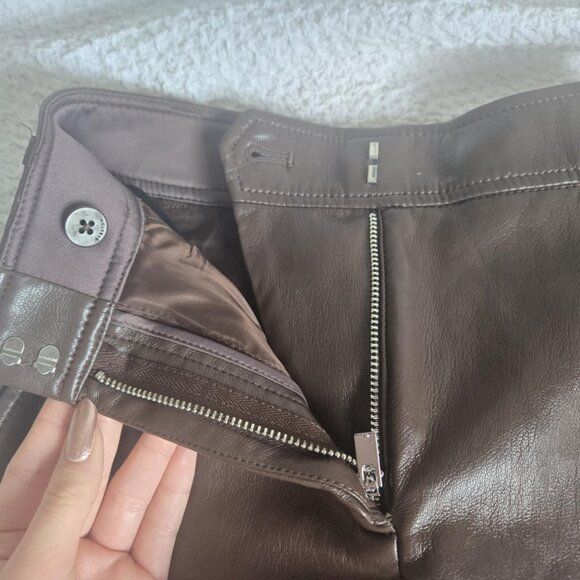 Babaton Vegan Leather flared pants - Picture 3 of 5